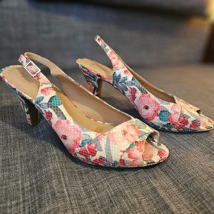 Naturalizer N5 Comfort Indeed Floral Slingback Peep Toe Pumps | Women's Size 11